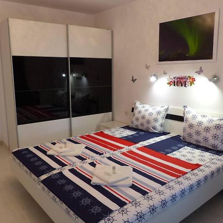 Apartament Holiday ブルガス エクステリア 写真