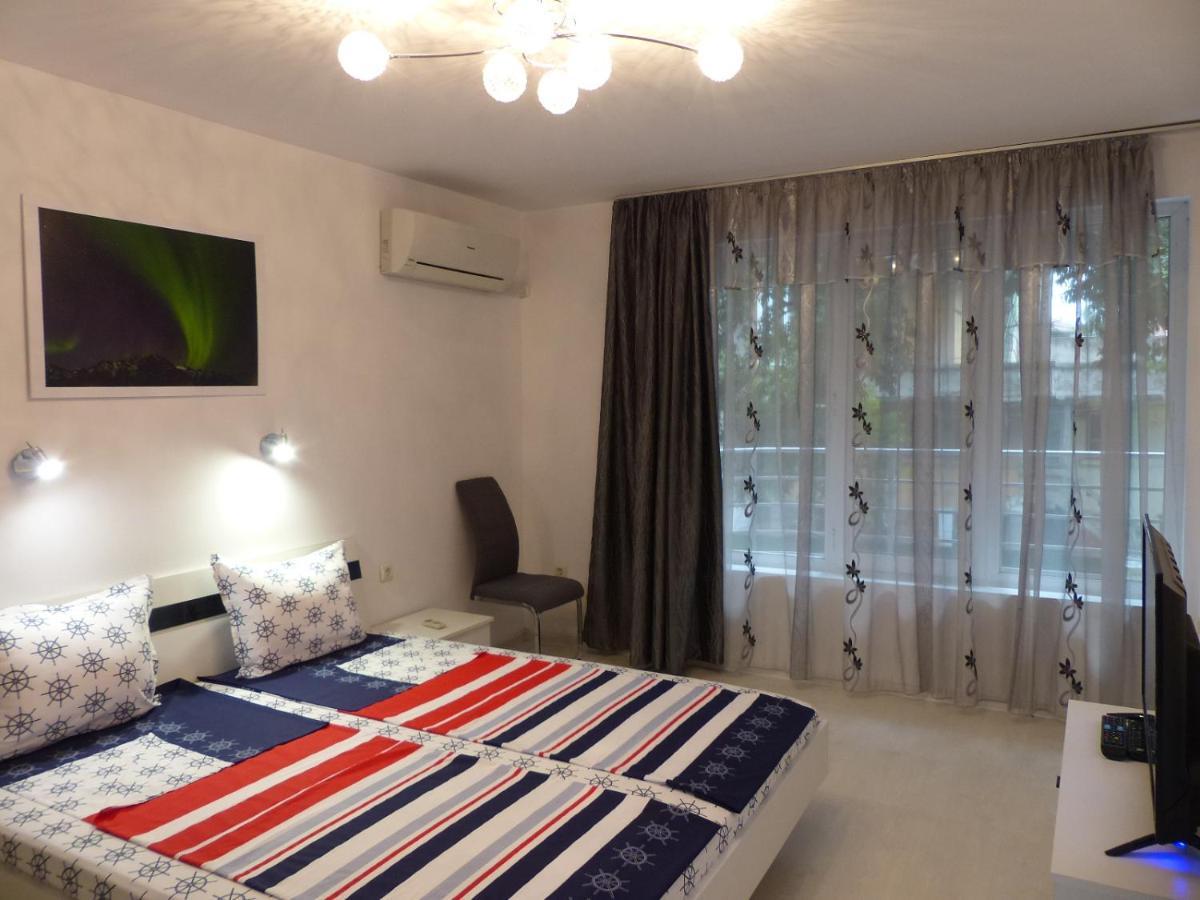 Apartament Holiday ブルガス エクステリア 写真