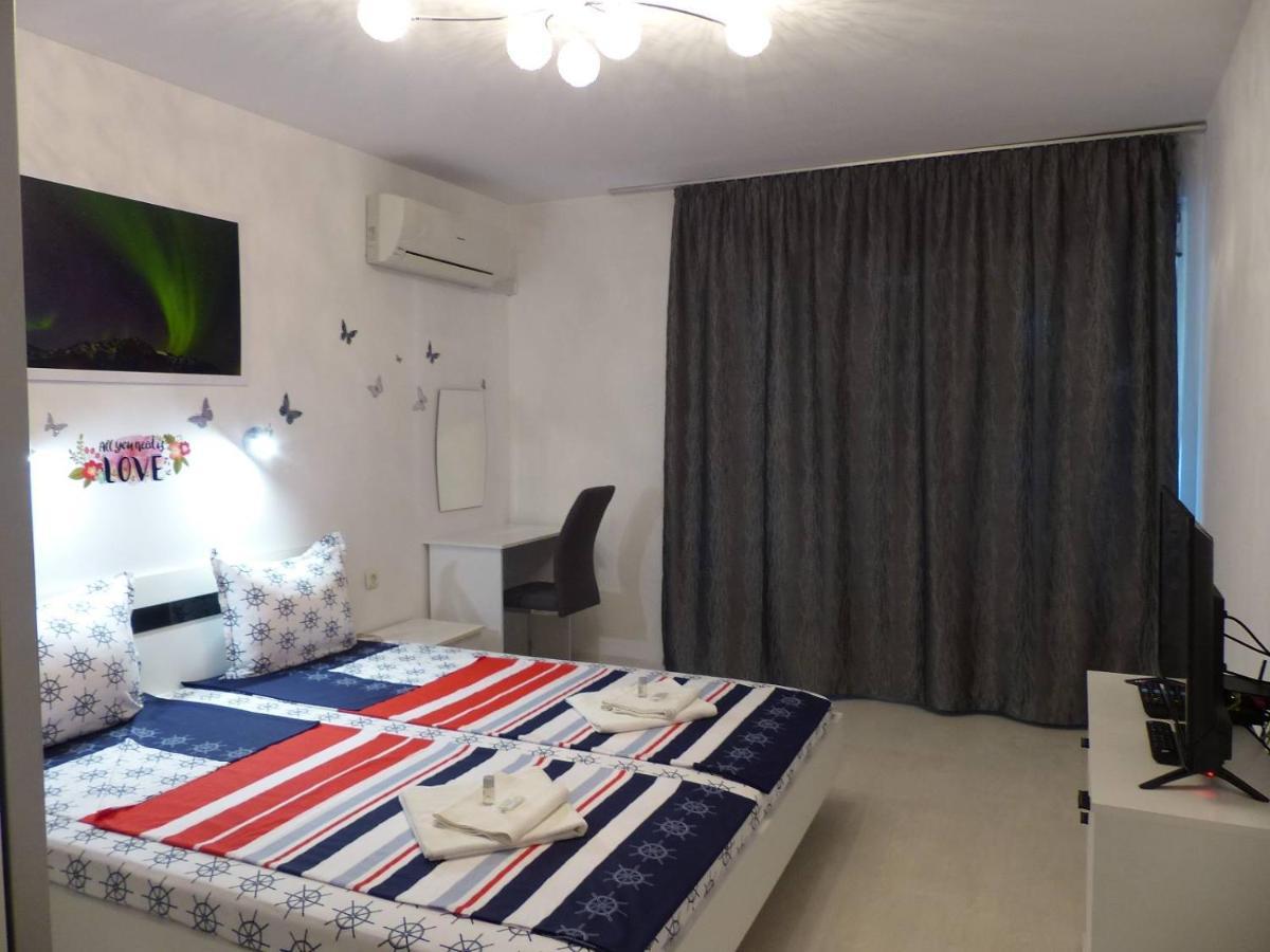 Apartament Holiday ブルガス エクステリア 写真