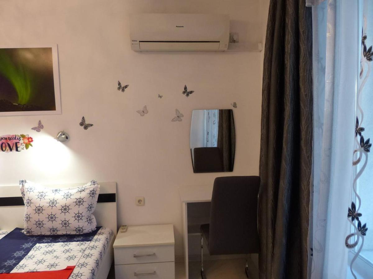 Apartament Holiday ブルガス エクステリア 写真